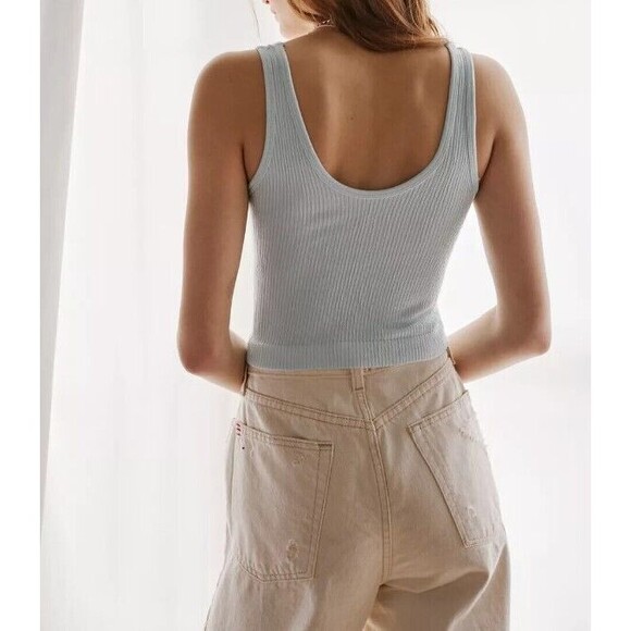URBAN OUTFITTERS OUT FROM UNDER DREW SEAMLESS RIBBED SKY BLUE BRA TOP SIZE SMALL - Picture 3 of 9